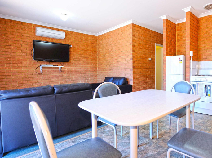 Others 5, Abrolhos Reef Lodge, Geraldton