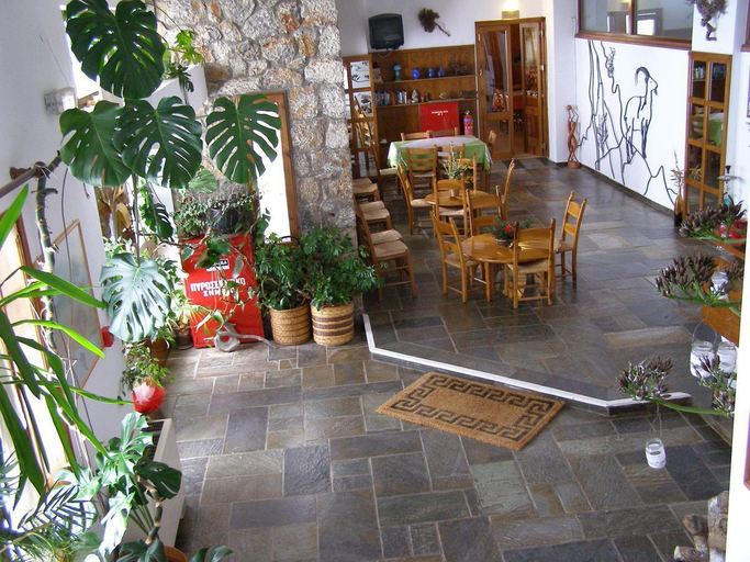 Public Area 2, Neos Omalos, Crete