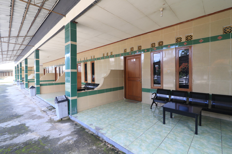 Public Area 9