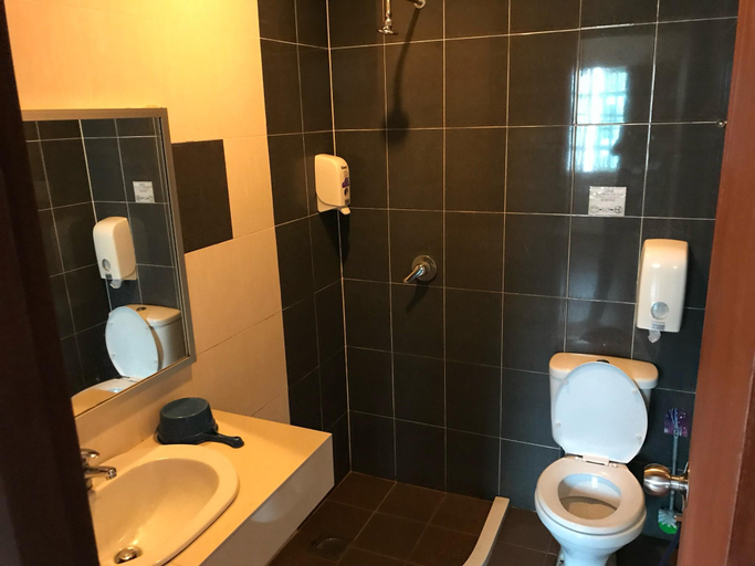 Bathroom 3, EagleNest @ Iris House Resort, Cameron Highlands