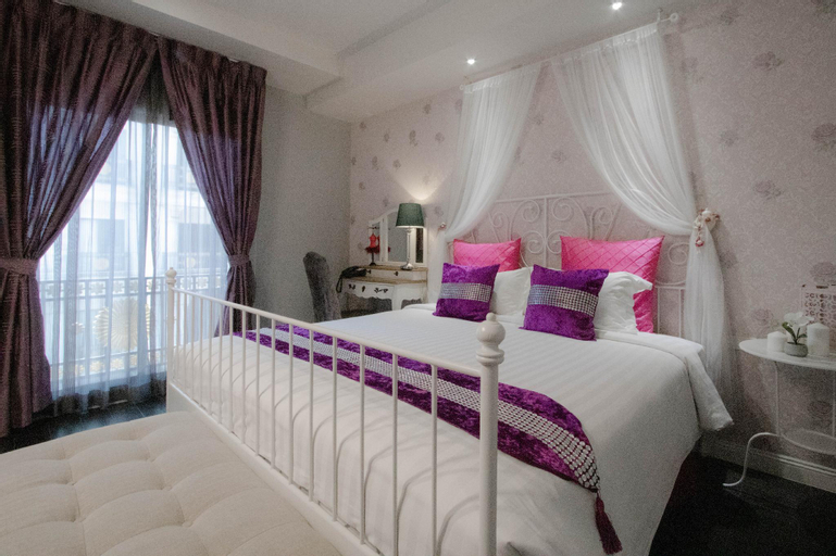 Bedroom 22