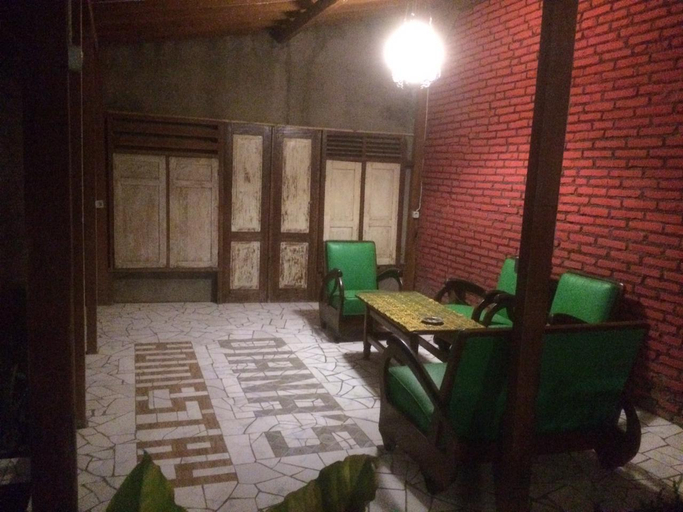 Public Area, Diana's Homestay, Banyuwangi