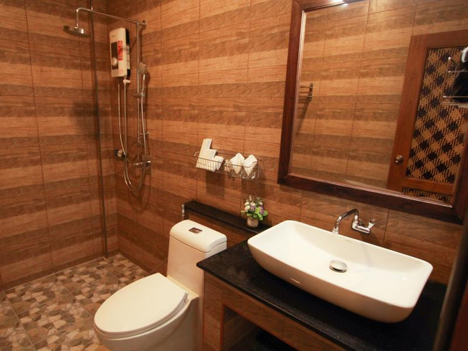 Bathroom 5, Cabana Lipe Beach Resort, Muang Satun