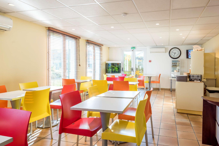 Food & Drinks 3, Premiere Classe Annecy Nord - Epagny, Haute-Savoie