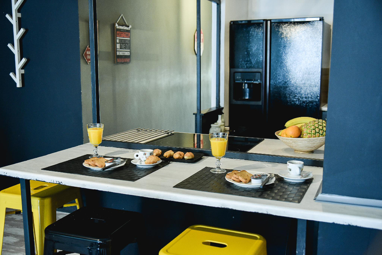 Food & Drinks 5, Home + Psiri apartment, Attica