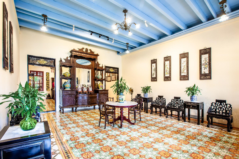 Public Area 2, Woo Gallery and Boutique Hotel, Phuket Island