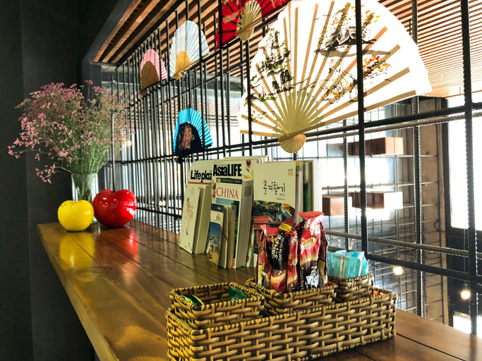 Food & Drinks 5, Golden Queen Aparthotel, District 1
