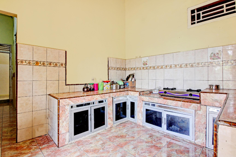 Others 4, OYO 90307 Fj Alfaeyza Kost, Prabumulih