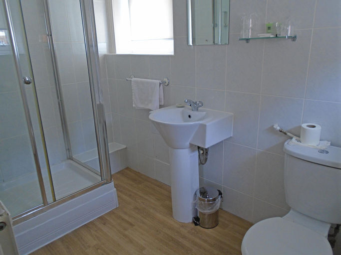 Bedroom 5, The Ullswater House, Poole
