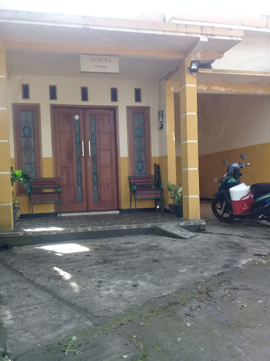 Exterior & Views 1, Azalea homestay, Malang