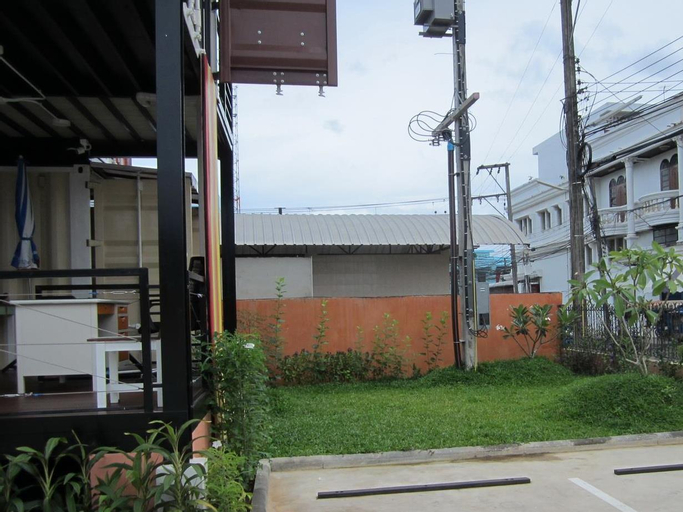 Retro Box Hotel, Muang Chumphon