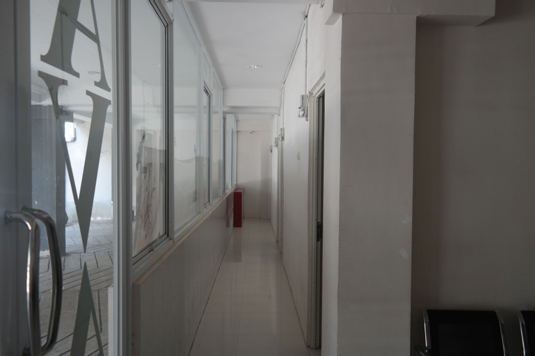 Public Area 4, RedDoorz @ Jalan Somba Opu Losari, Makassar