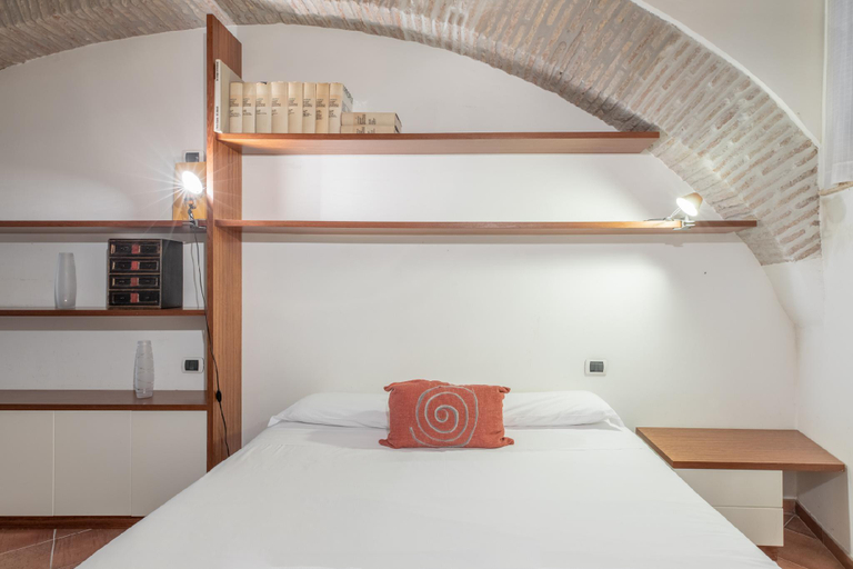 Others 2, Roman Forum Cozy Apartment, Rome