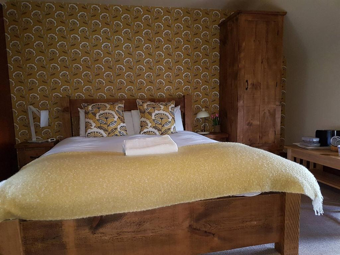 Bedroom 2, The Dovecote Inn, Nottinghamshire