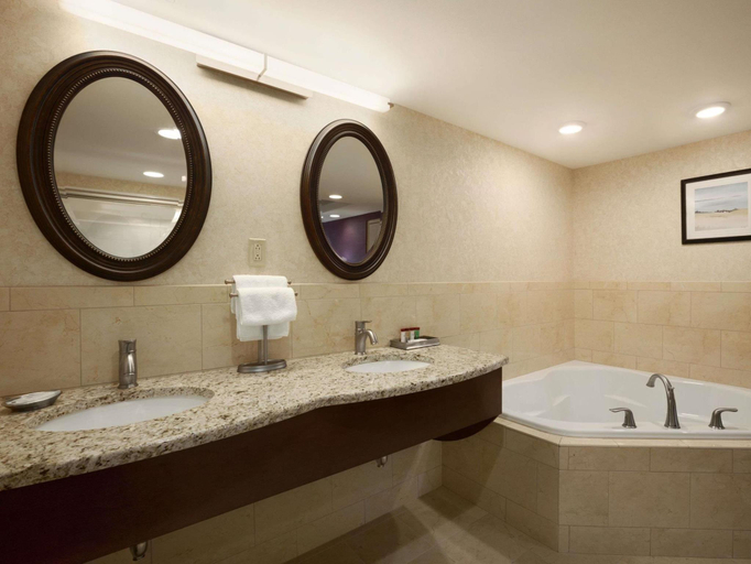Bathroom 3, Bangor, Penobscot