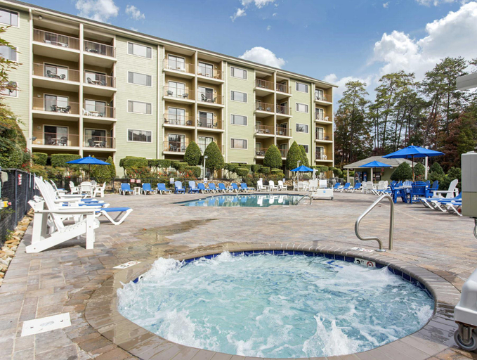 Exterior & Views 2, Bear Mount Inn & Suites, Sevier
