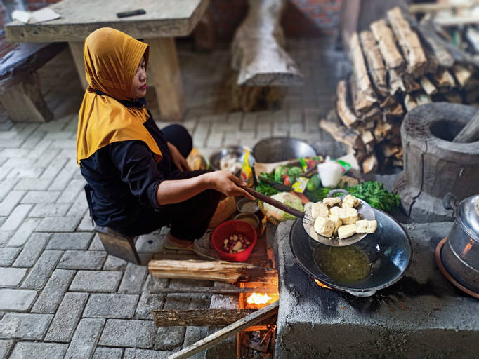 Food & Drinks 4, Kali Catur Syariah Hotel, Madiun