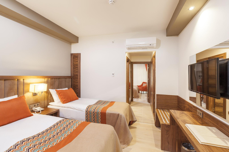 Bedroom 3, Side Royal Palace - All Inclusive, Manavgat