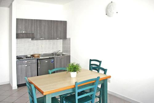 Apartment in Cecina Mare with jacuzzi, Livorno