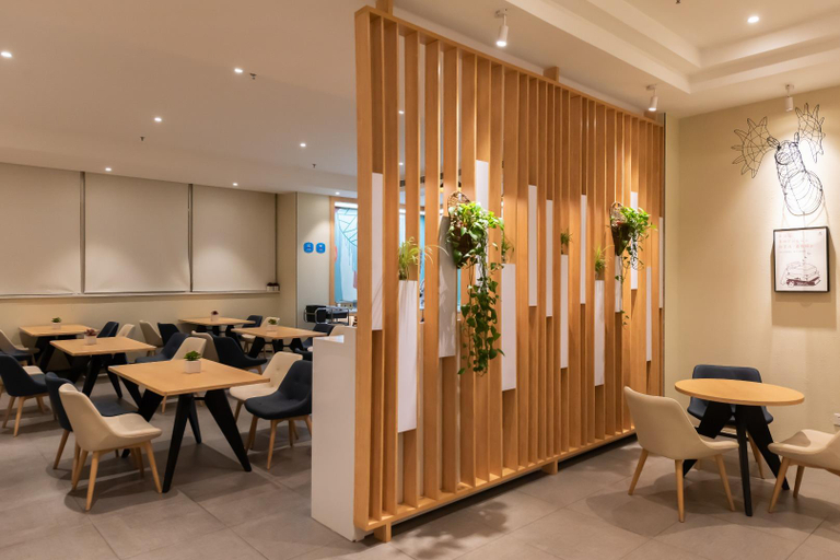 Food & Drinks 5, Hanting Hotel Yangzhou Wenchangge Shouxihu Road, Yangzhou