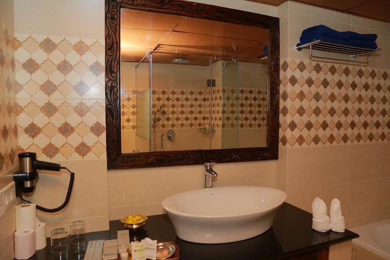 Bathroom 3, Ayursoma Ayurveda Royal Retreat, Thiruvananthapuram