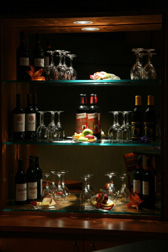 Food & Drinks 5, DoubleTree by Hilton Hotel Holland, Ottawa