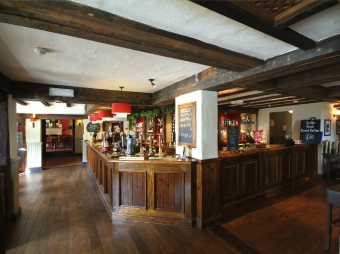 Public Area 2, The Berkshire Arms by Good Night Inns, West Berkshire