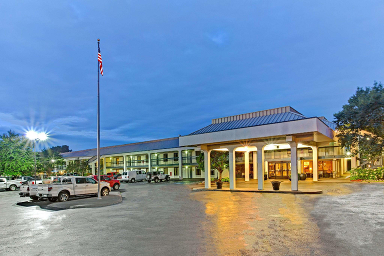 Exterior & Views 2, Baymont by Wyndham Murfreesboro, Rutherford