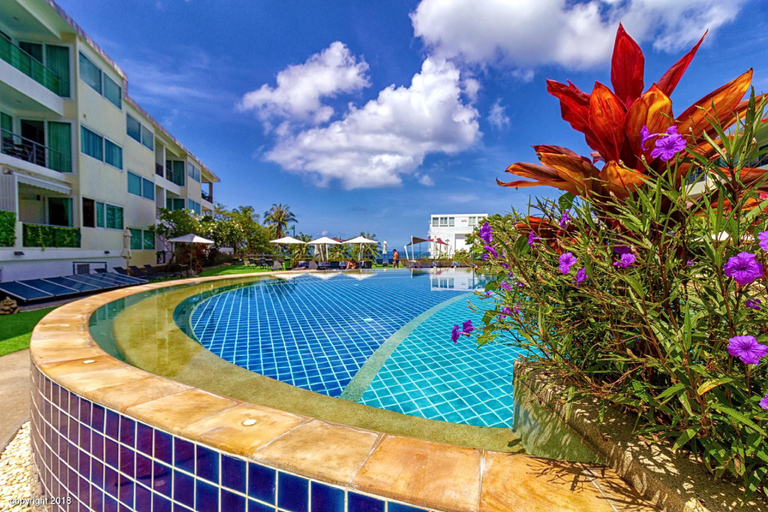Sport & Beauty 4, Butterfly Condo by Oxygen Flux, Phuket Island