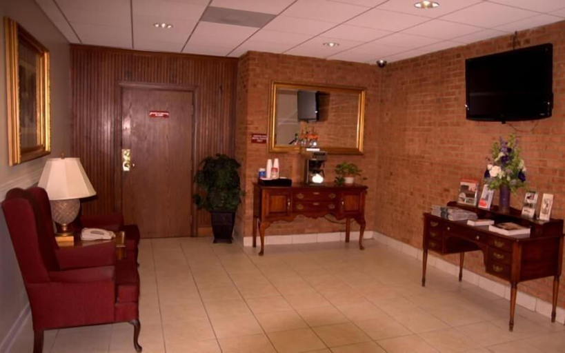 Public Area 2, Olde Towne Inn Manassas, Manassas