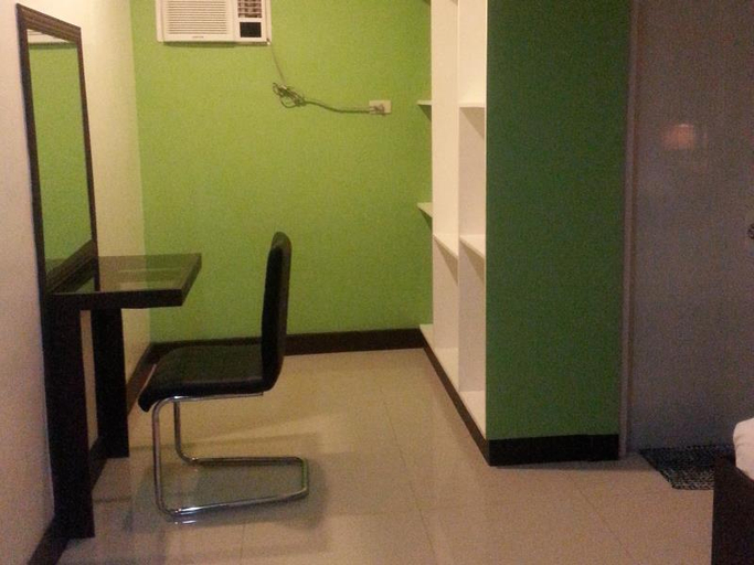 Others 5, Dolyn Suites, General Santos City