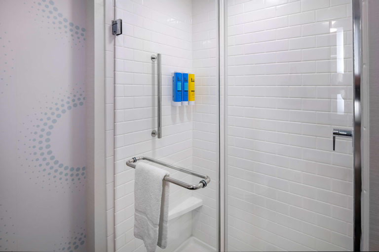 Bathroom 7