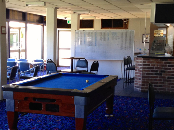 Public Area, Town & Country Motor Inn Forbes, Forbes