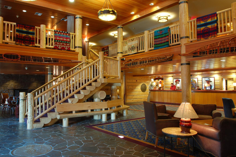 Public Area 3, Heathman Lodge, Clark
