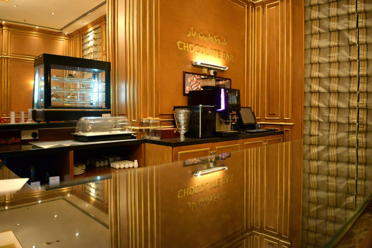 Food & Drinks 5, Premium Strato Hotel, Doha