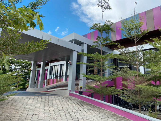 Sumbawa Grand Hotel, Sumbawa
