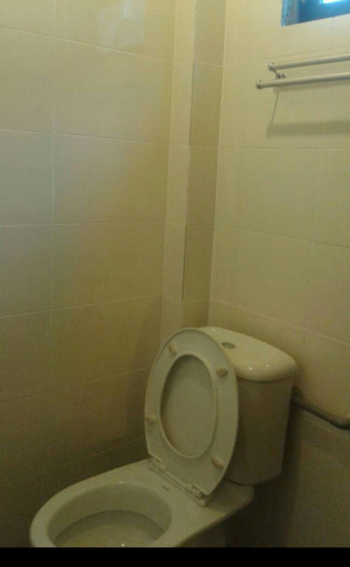 Bathroom 4, Joe Fisherman Inn, Manjung