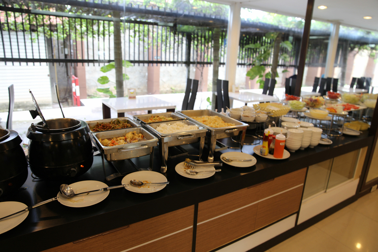 Food & Drinks 5, The Residence Prachinburi, Sri Mahar Pho