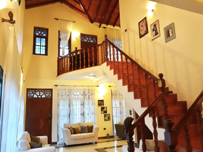 Public Area, Luxury bed room with balcony and private lobby, Negombo