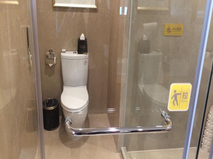 Bathroom 4, Shenzhen Baoan PLUS Gems Cube Hotel                                                             , Shenzhen