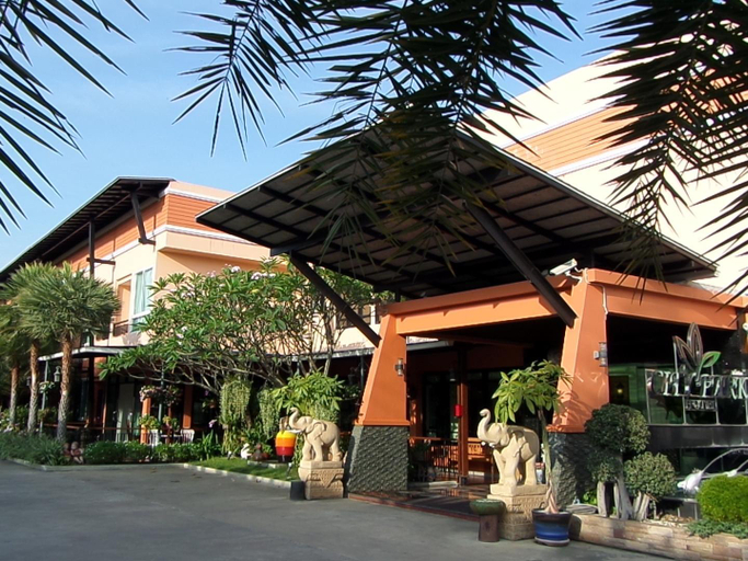Exterior & Views 2, City Park Hotel, Muang Phatthalung