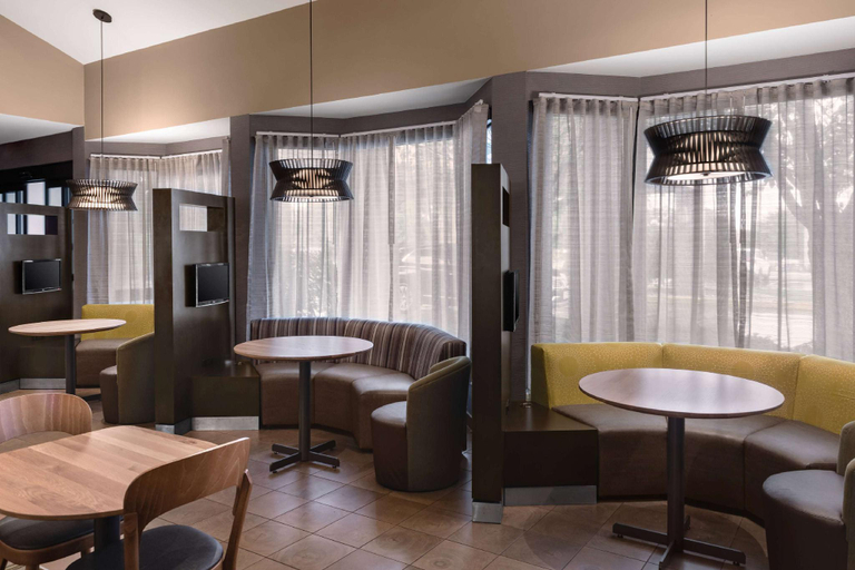 Public Area 2, Sonesta Select Newport Middletown, Newport