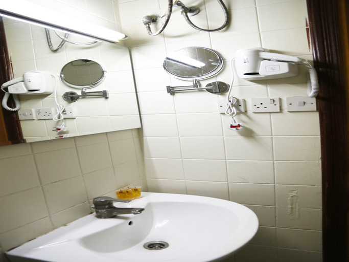 Bathroom 2, Wahet Al Deafah Hotel, Makkah