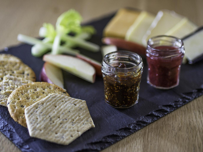 Food & Drinks 5, The Mooring Post                                                                            , Gloucestershire