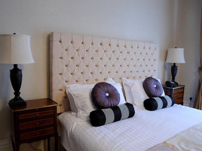 Bedroom 2, The Georgian Townhouse Hotel, Sefton