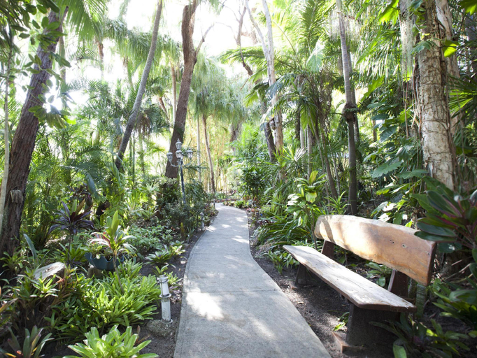 Others 4, 1770 Getaway, Miriam Vale