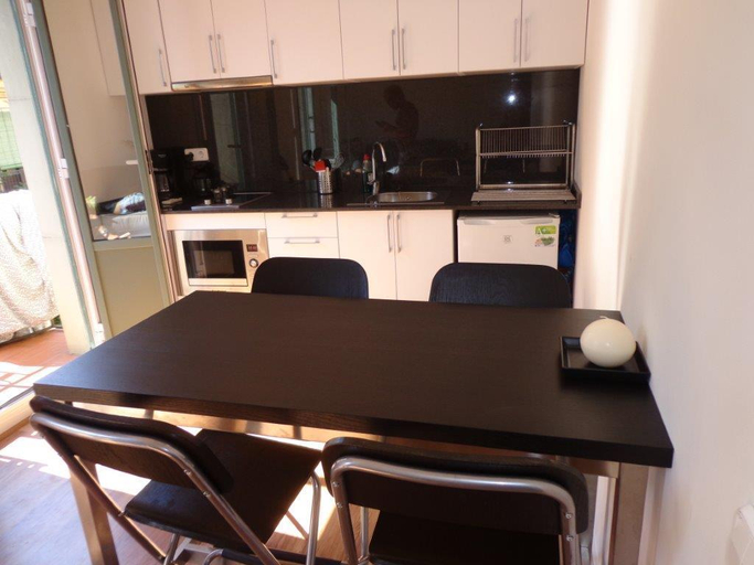 Others 3, Apartment Torrent, Barcelona