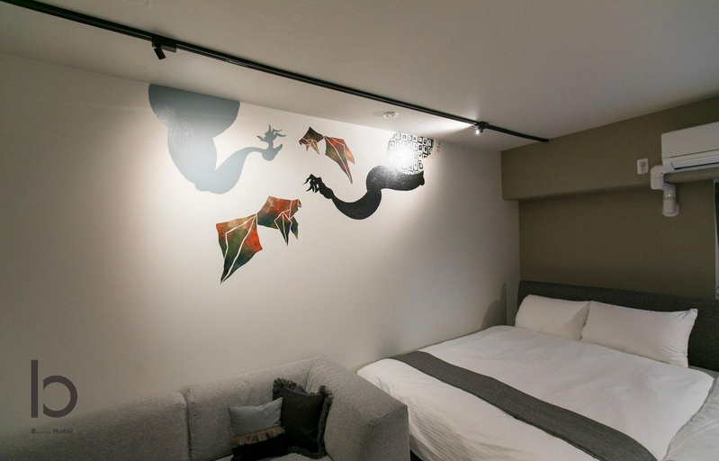 Bedroom 1, ORIGAMINN 302 & 5 mins PeacePark, Hiroshima