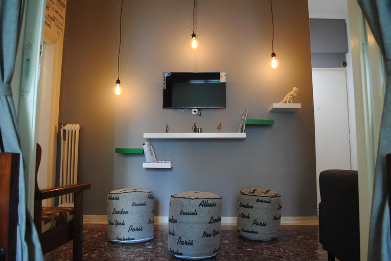 Others 5, SmArt Shared Home, Attica