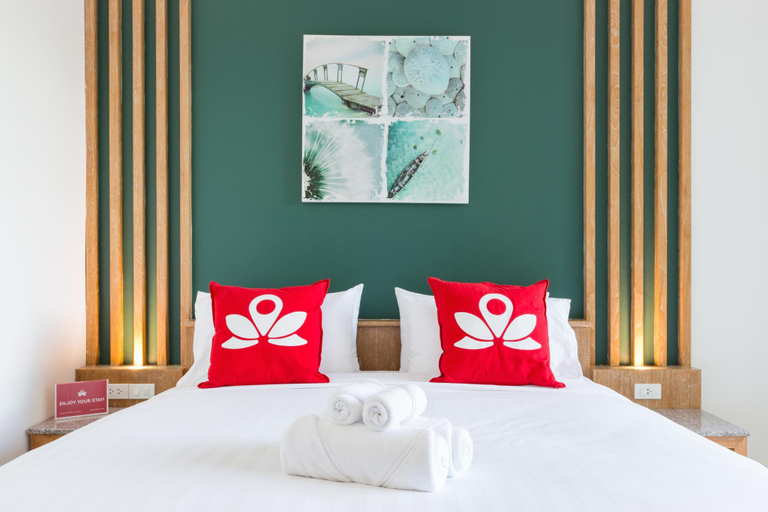 Bedroom, ZEN Rooms Takua Thung Road, Phuket Island